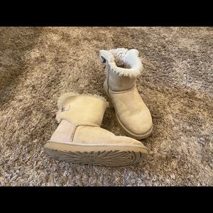 Dust Pink Uggs - Bailey Bow 🎀